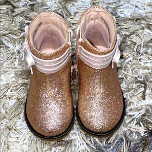 Mauve Glittery Boots